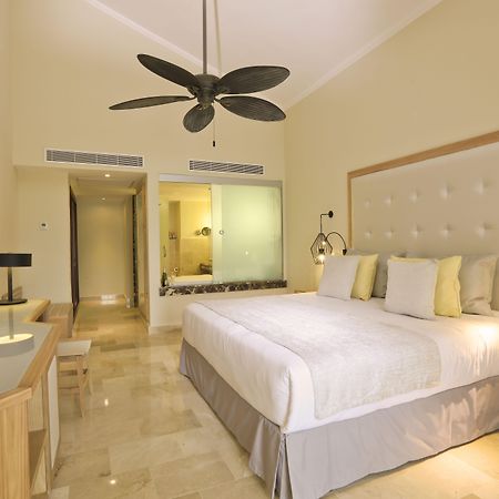 Grand Palladium Palace Resort Spa & Casino Punta Cana Exterior photo